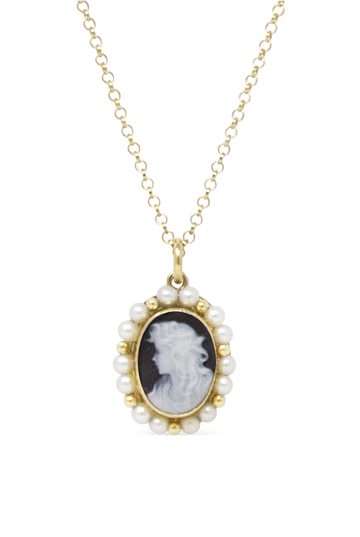 Little Lovelies Black Cameo Pearly Necklace