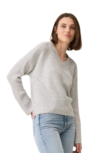 V-Neck Lofty Sweatshirt
