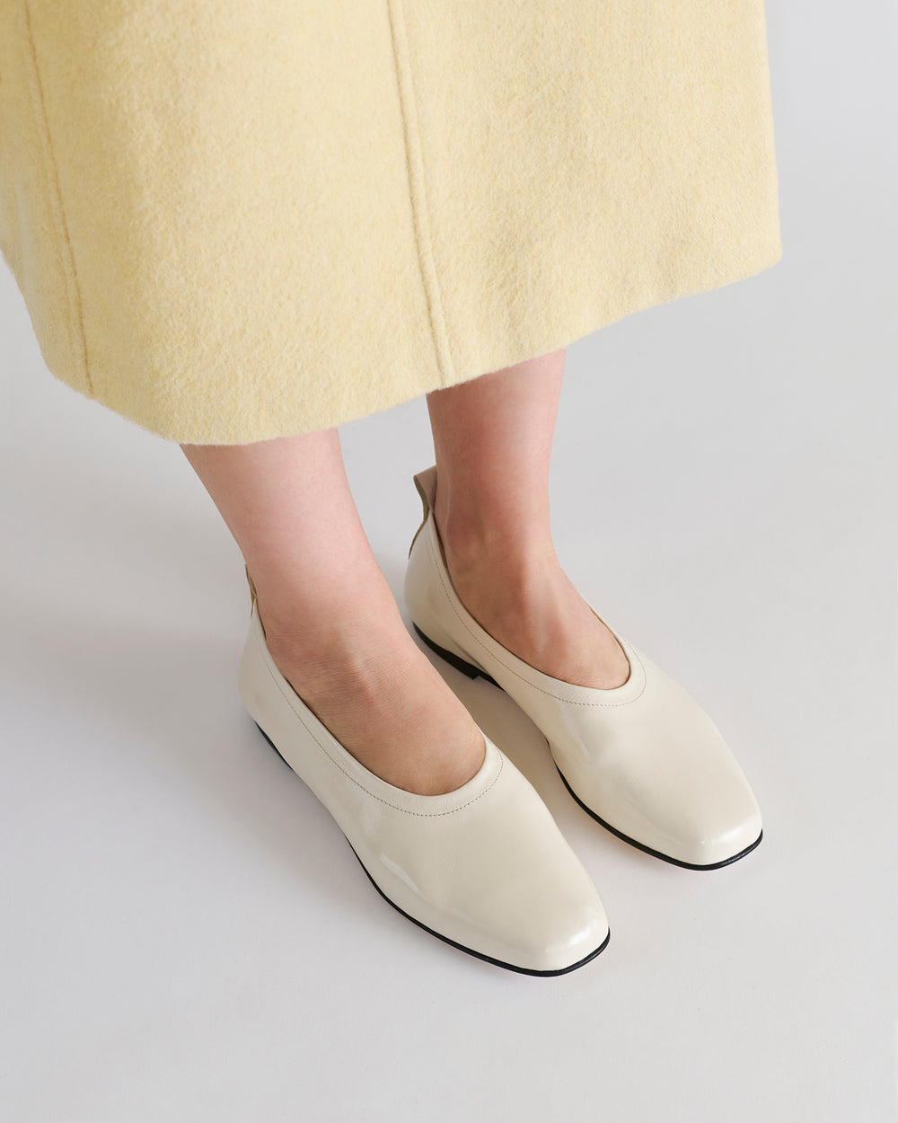 The Foundation Flat | Cream Patent