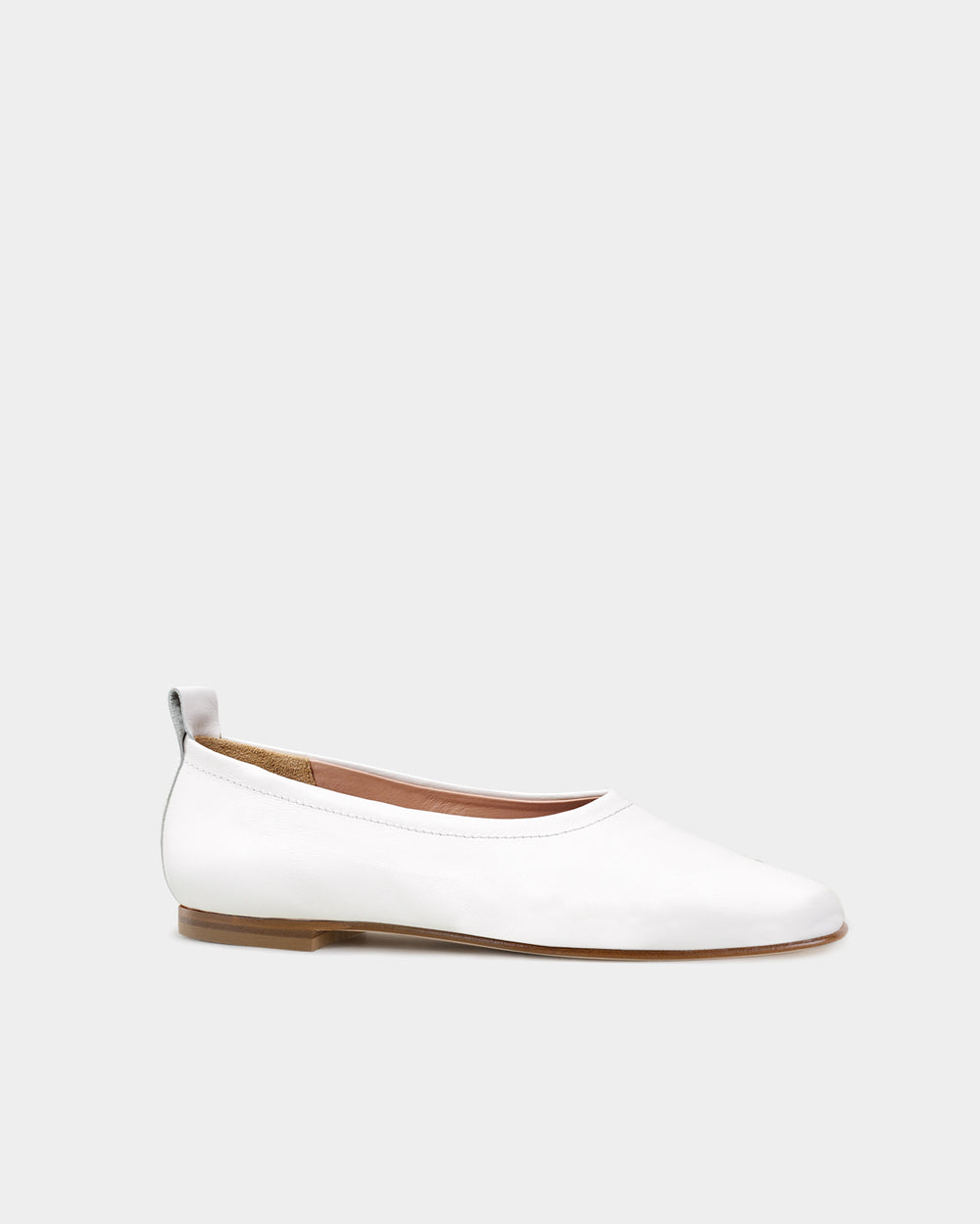 The Foundation Flat | White