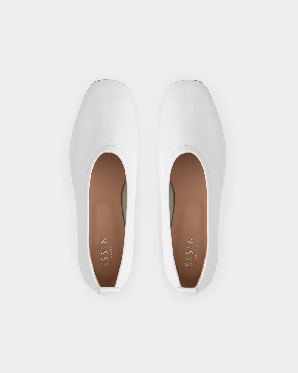 The Foundation Flat | White