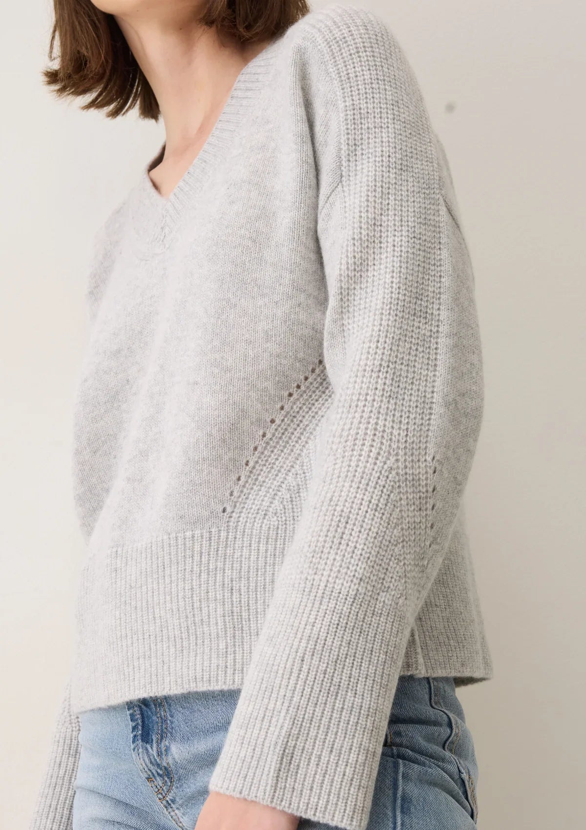 V-Neck Lofty Sweatshirt
