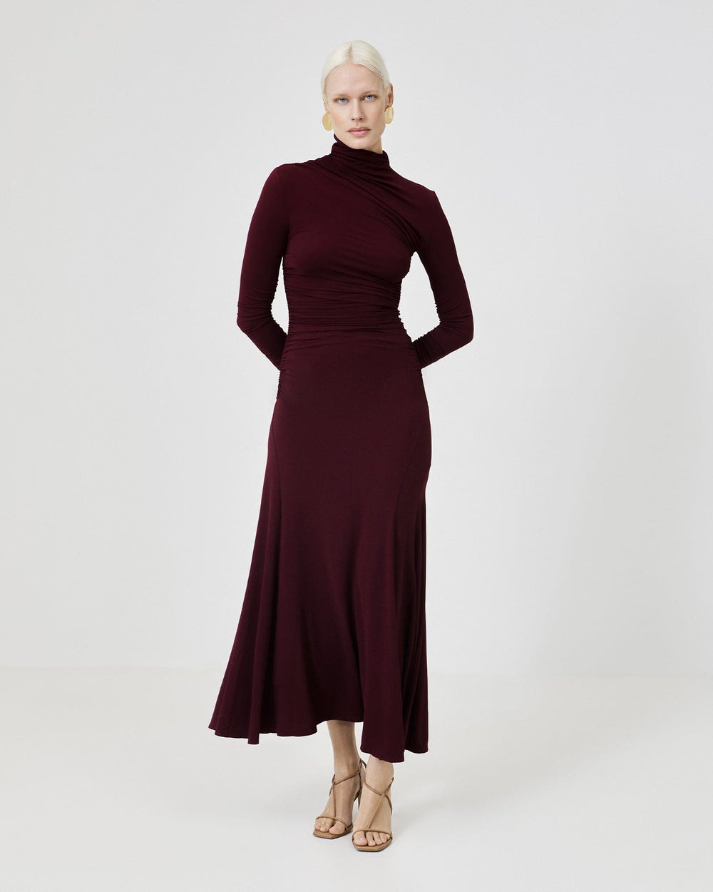 The Strappy Sandal | Almond