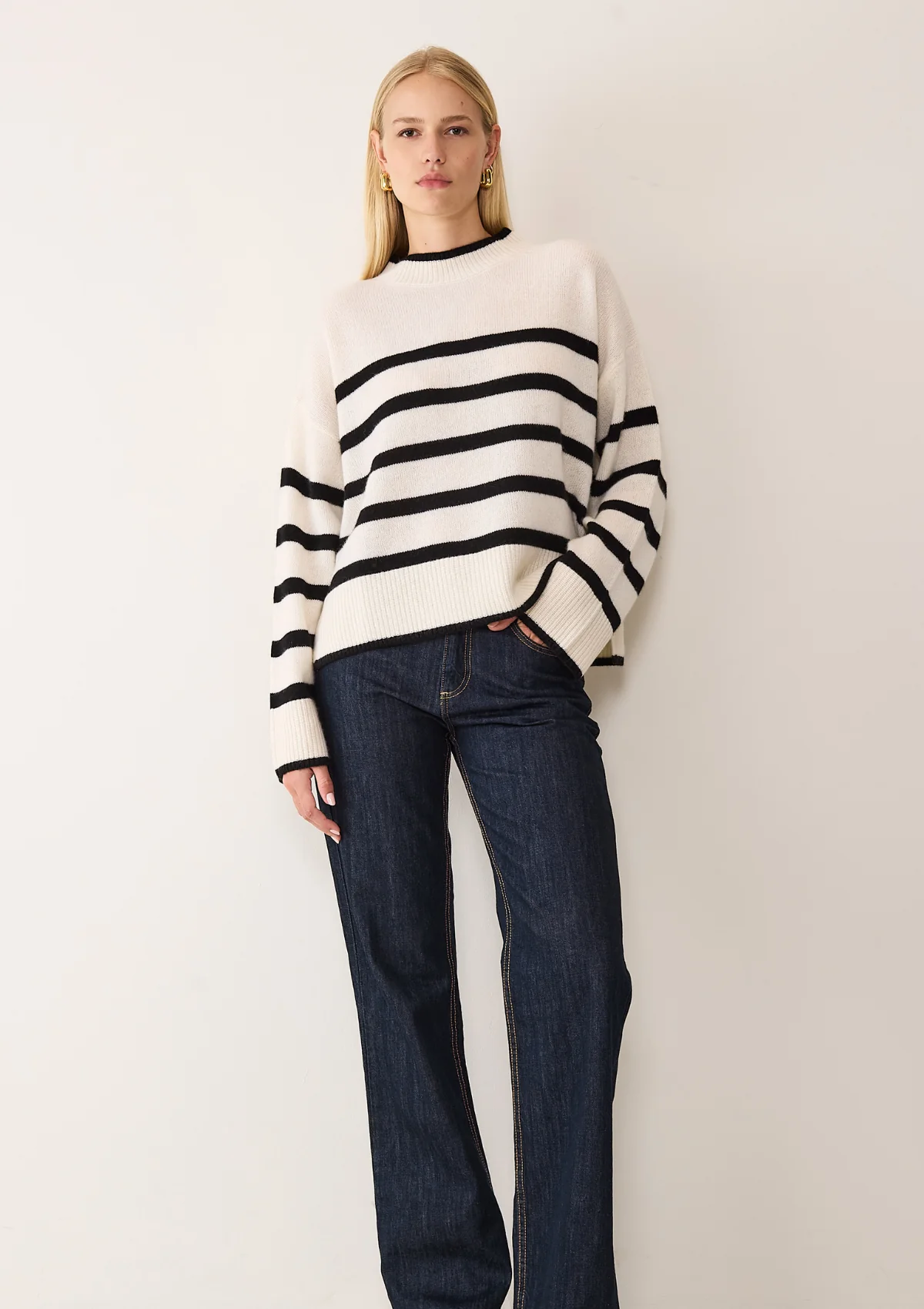Chunky Cashmere Striped Sweater in Chalk White and Black
