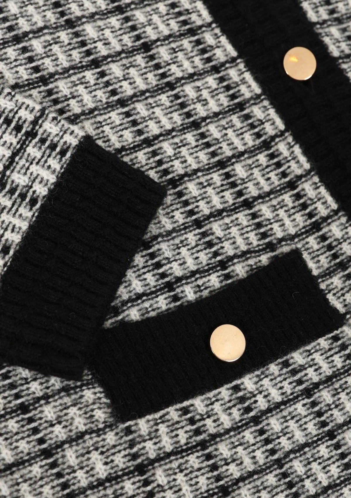 Textured Cashmere Crew Jacket | Black Check