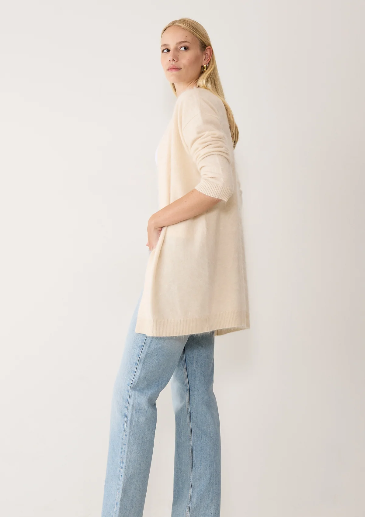 Brushed Cashmere Cardigan | Porcelaine White